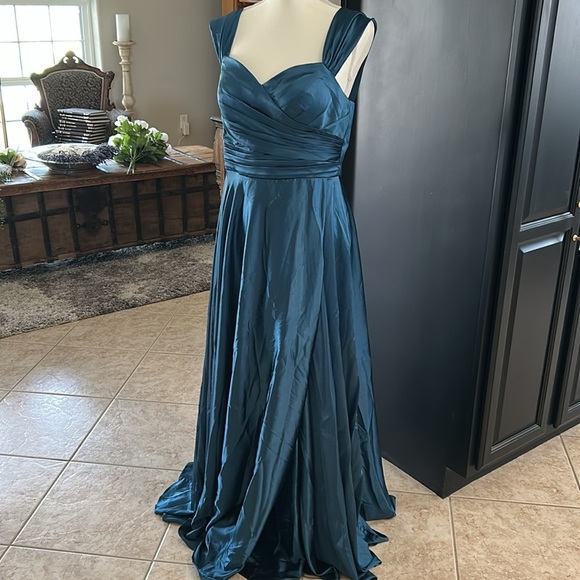 Formal Satin Gown Teal Jewel Tone New Size 12 - Picture 2 of 9